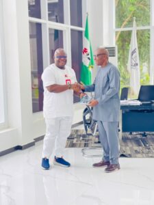 Publisher visits Vice Chancellor