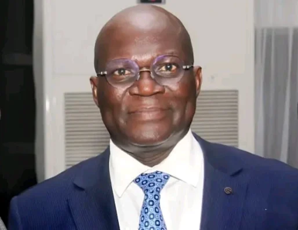 Plateau, Tsiga and Trump