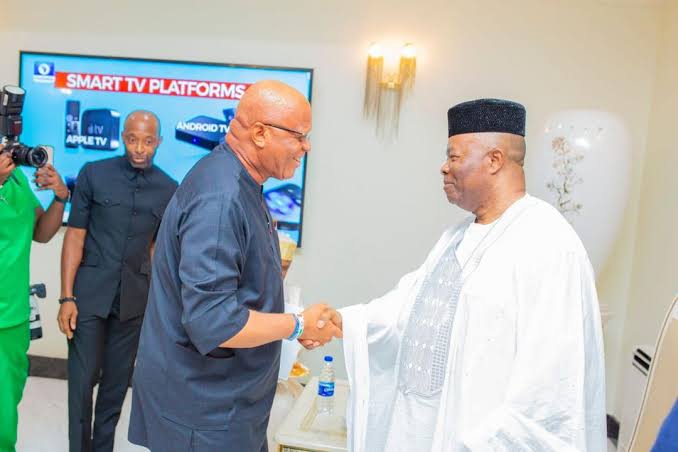 What happens if Gov. Umo Eno defects to APC?