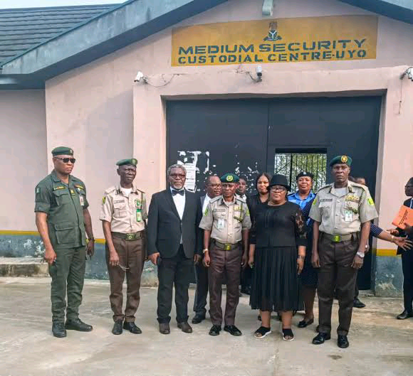 CJ frees maniac inmate, 122 others in Akwa Ibom, calls for hygiene of facilities