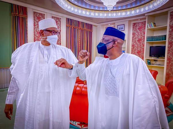 Bakare: Buhari’s Integrity Gave Hope to Millions of Nigerians