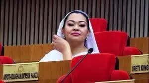 After six months out, Natasha resumes senate plenary