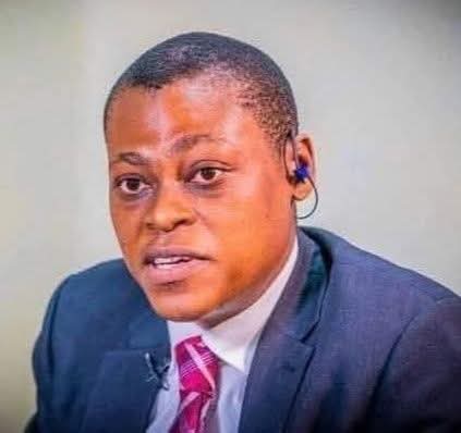 The Anatomy of a Microscopic Interview: A Note to Rufai Oseni