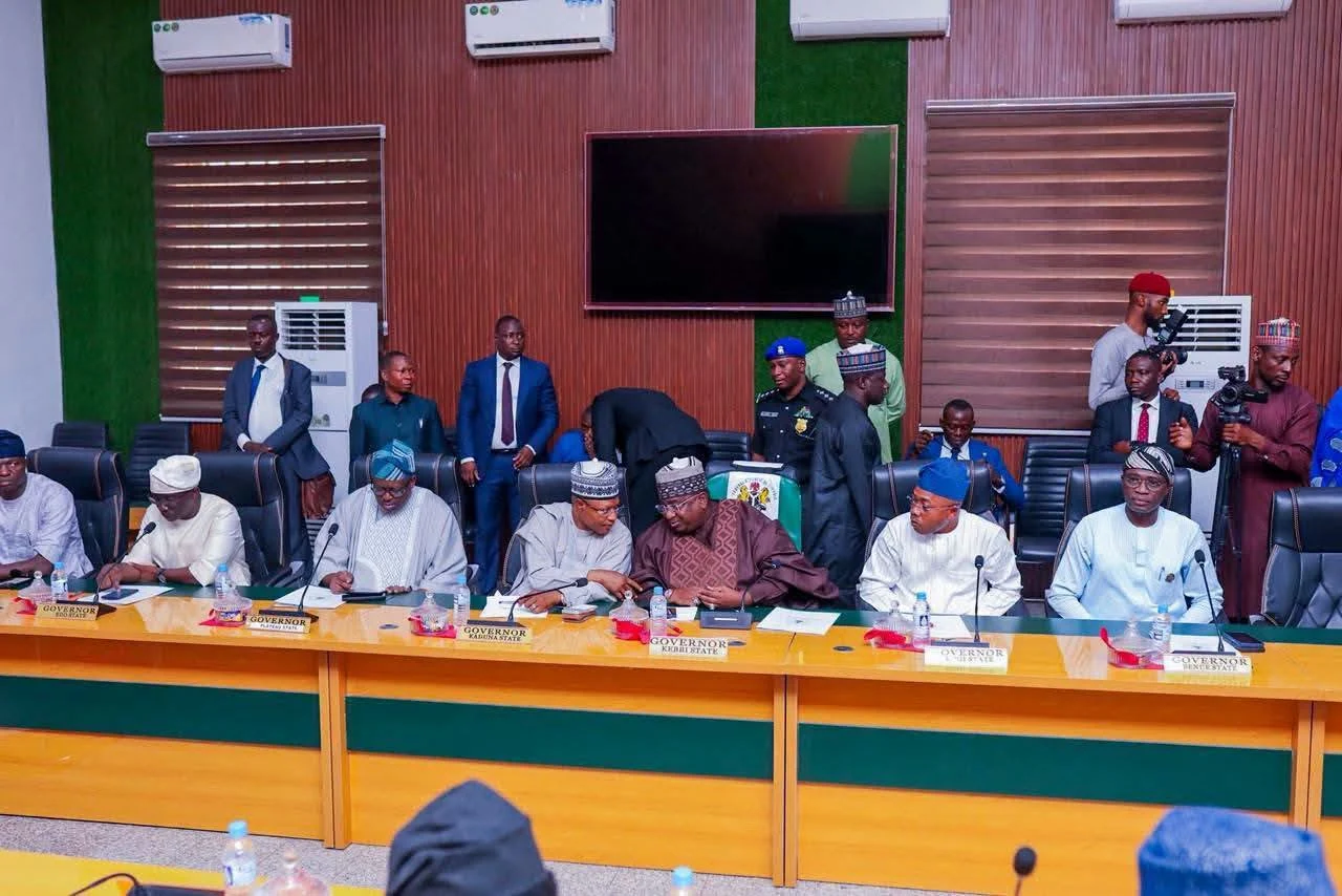 Uba Sani chairs closed-door meeting of 18 first-term APC governors in Kebbi