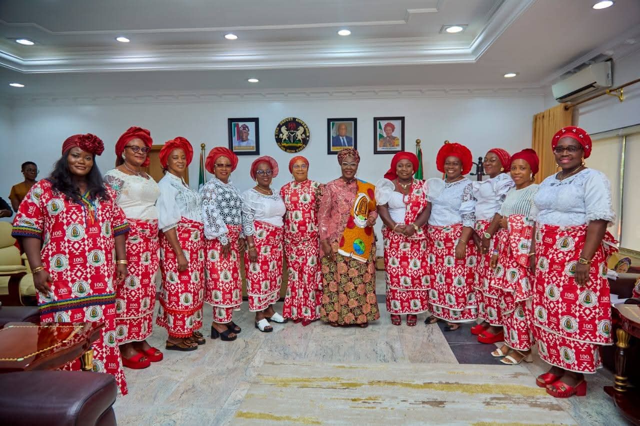 Oron women visit Akwa Ibom deputy Governor