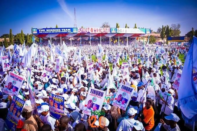Tinubu flags off APC campaign in Kaduna, woos North with reforms, projects