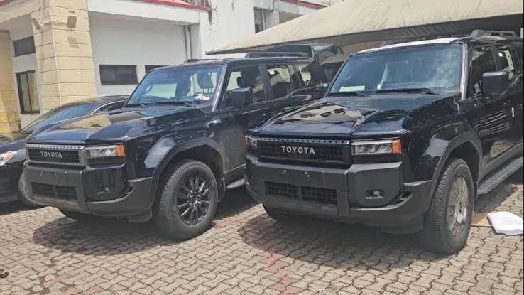 https://policyandpolitics.com.ng/2026/10/26/apc-youth-leader-pulls-down-prado-gifts-posts-after-backlash/